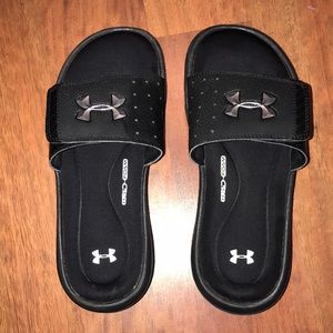 Underarmor slides